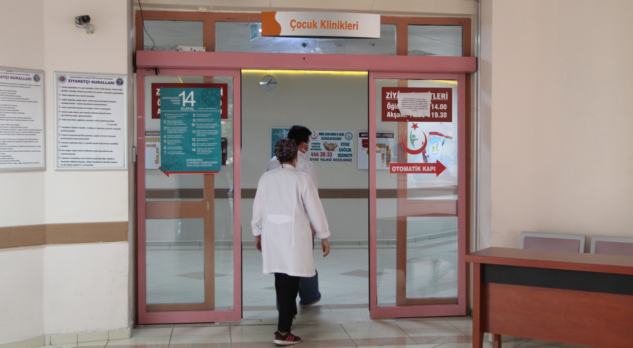 Korona virüse yakalanan hamile kadından aşı çağrısı